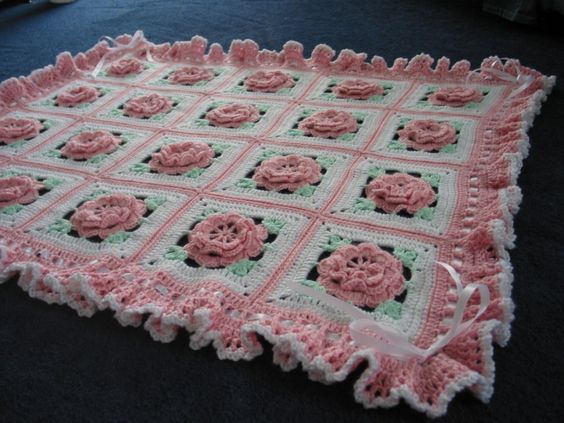 pink-green-and-white-roses-blanket-crochet